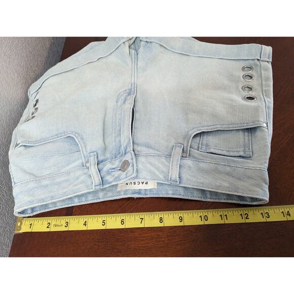 Pacsun Jean Mom Short 26 Light Wash High Rise Denim Side Metal Rings Los Angeles - Picture 5 of 9